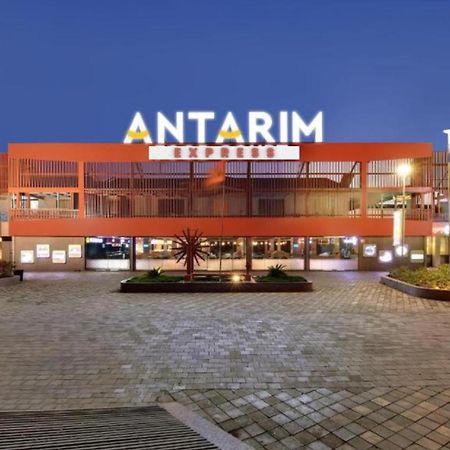 Antarim Express Hotel Bharuch Exterior photo